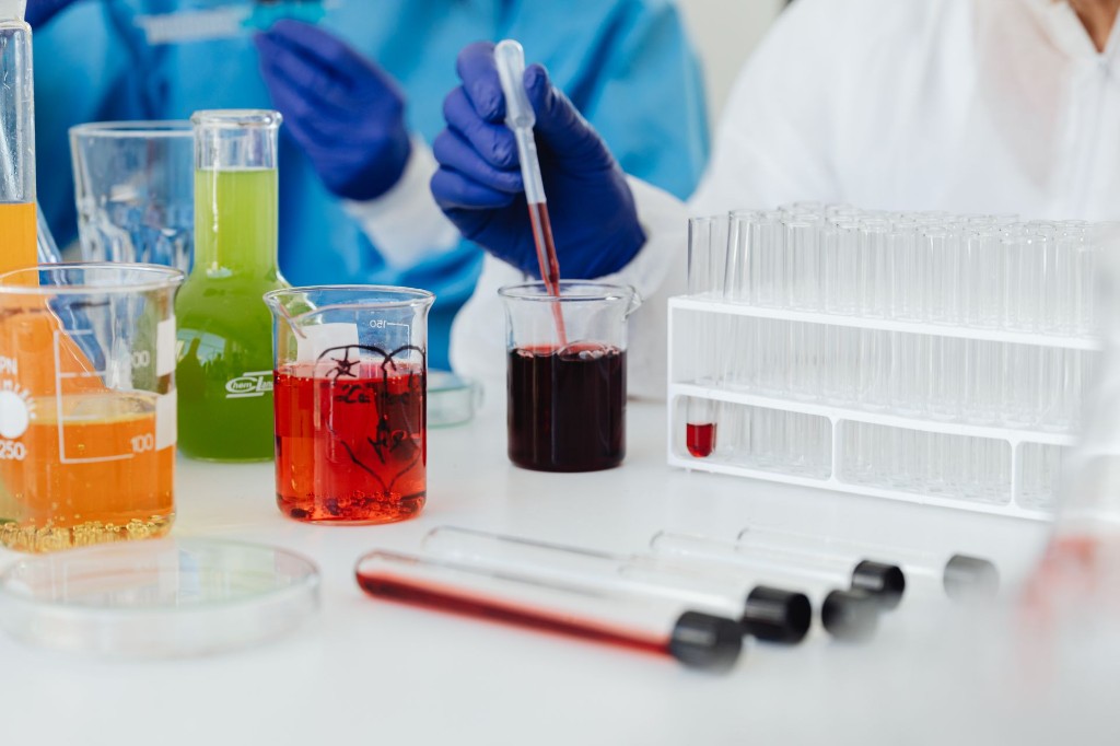 Laboratory blood analysis and donation research